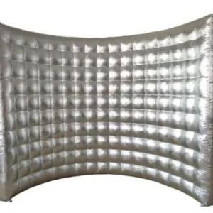 Srebrna dmuchana ścianka