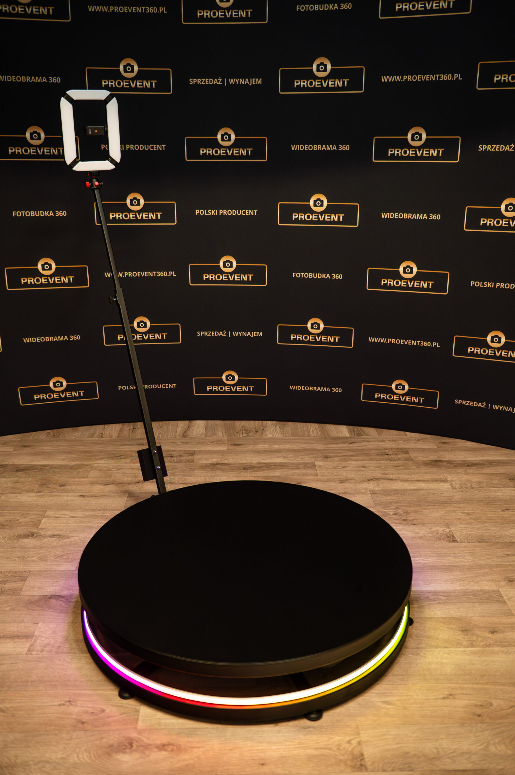 Producent fotobudek 360 i 360 overhead